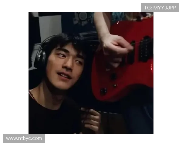 《善意的谎言》：当爱与真相缠绕，一场心动的温柔救赎